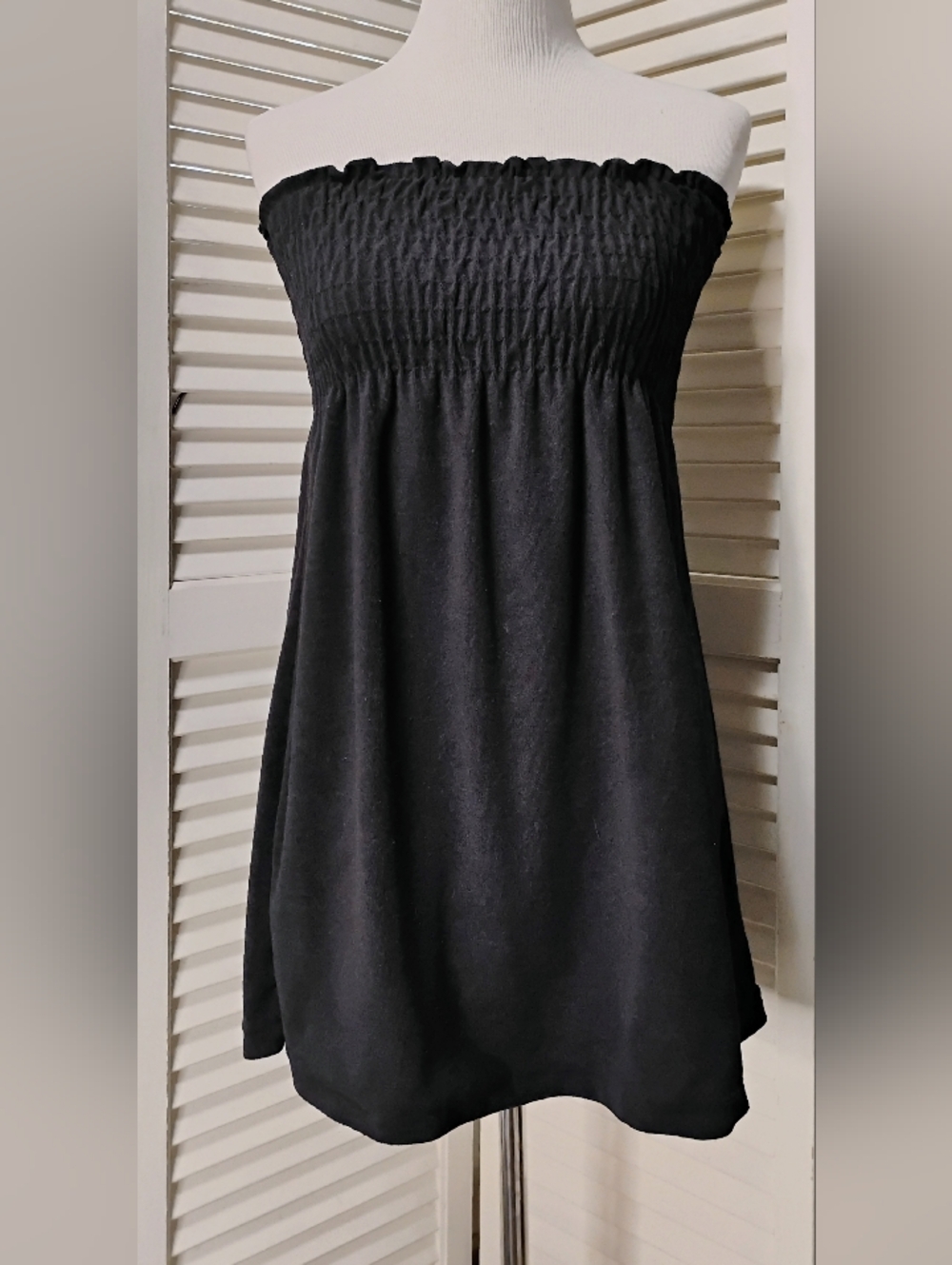 Next Era Black Strapless Smocked Bodice Top
